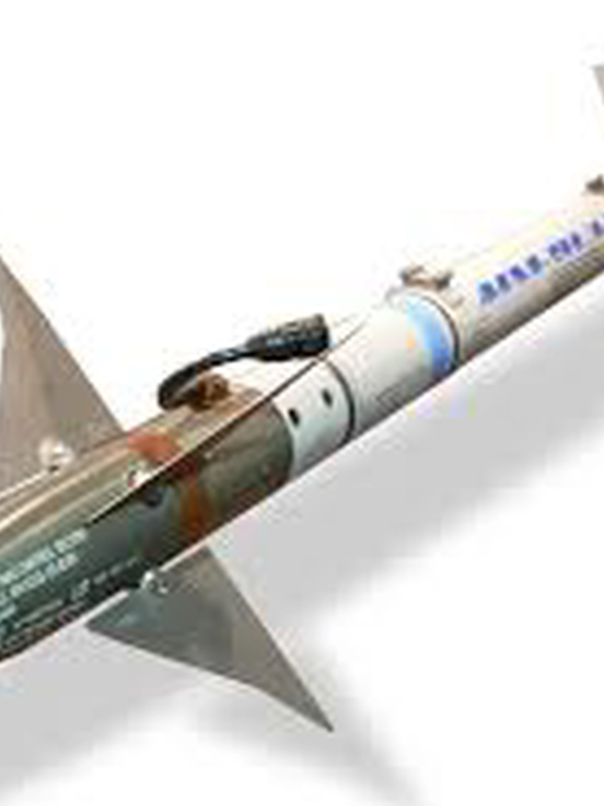 Aim 9 l